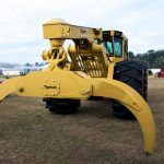 Large claw on forestry equipment
